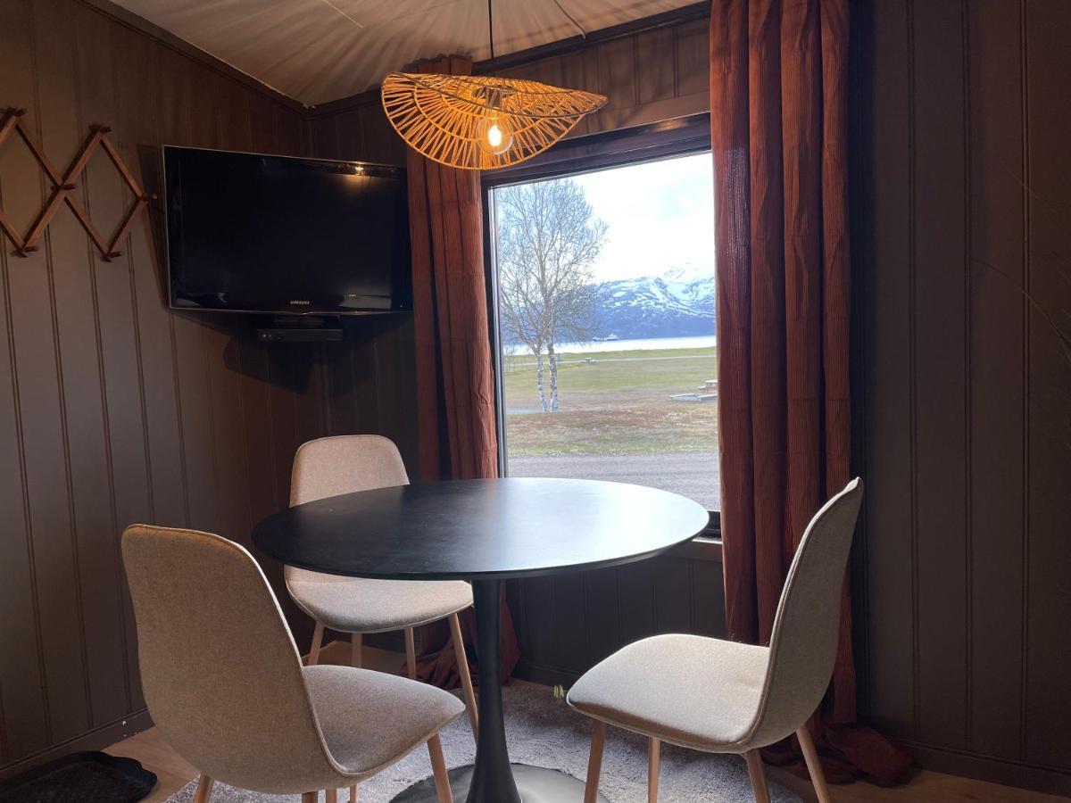 Skittenelv Lodge & Camping Tromso Exterior photo